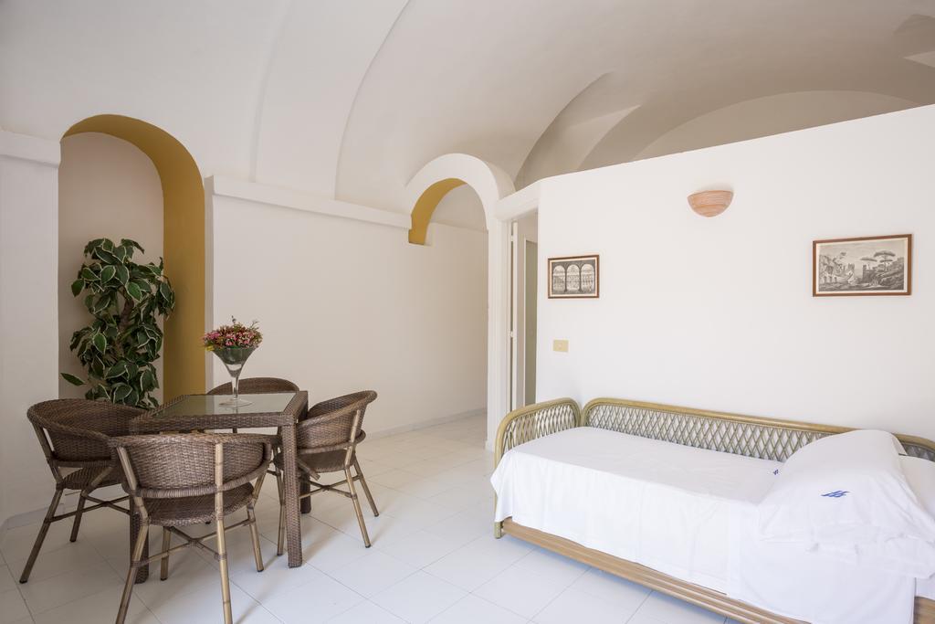 Appartamenti Casa Del Sole Sant'Angelo  Екстериор снимка