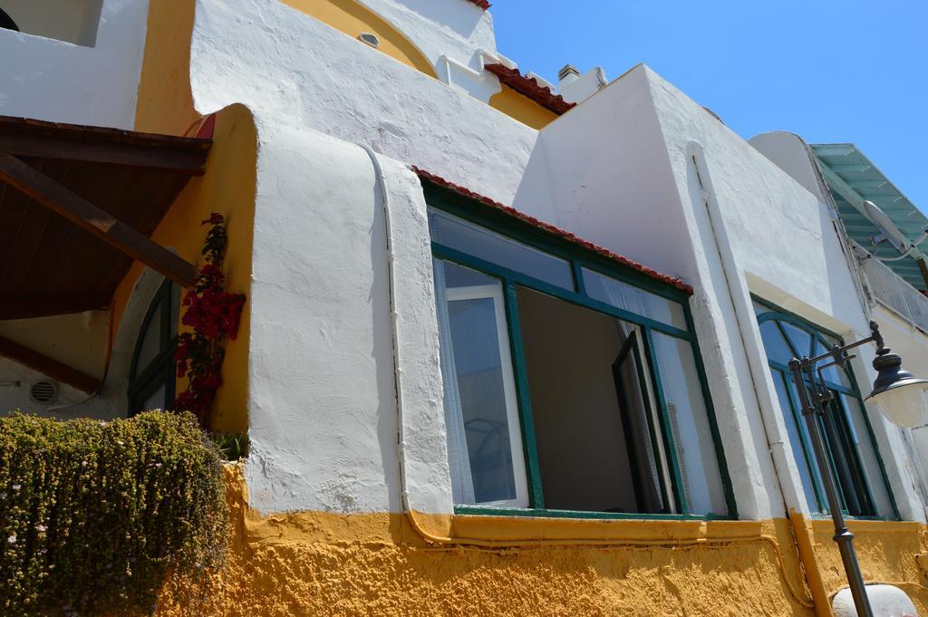 Appartamenti Casa Del Sole Sant'Angelo  Стая снимка