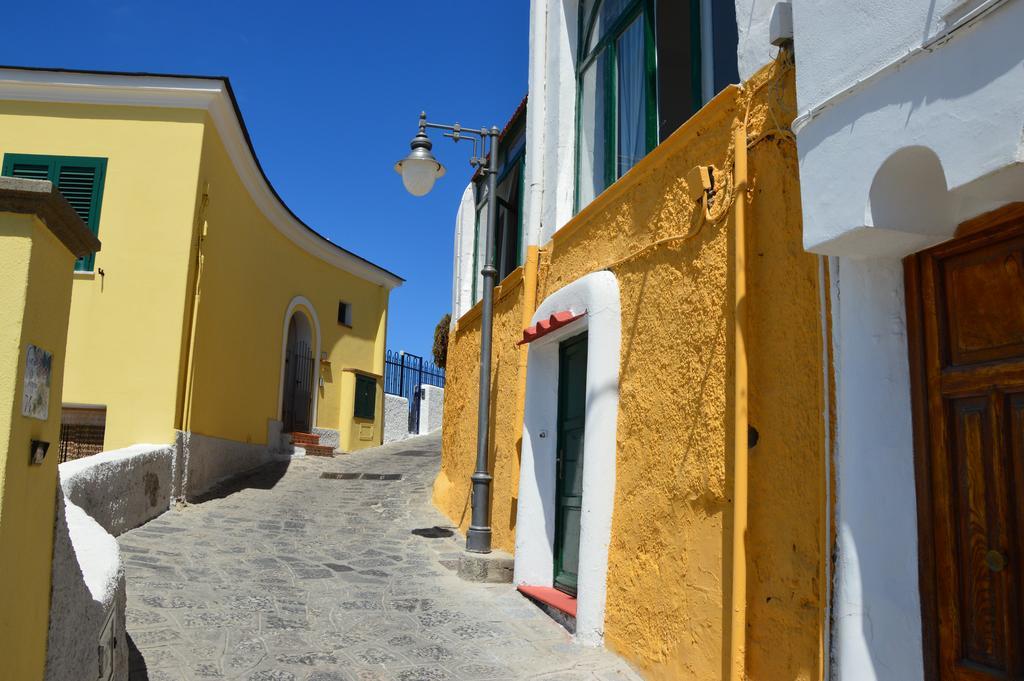 Appartamenti Casa Del Sole Sant'Angelo  Стая снимка